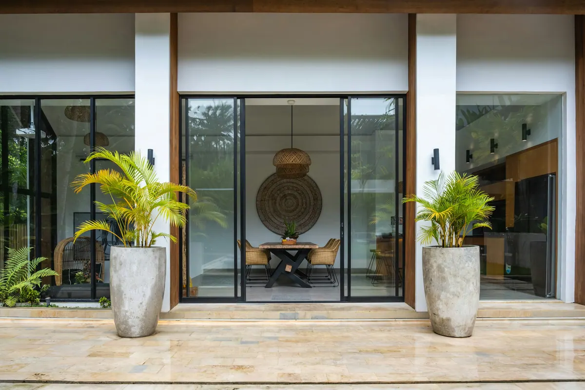 Casa de Campo Serra Azul — Fachada entre plantas